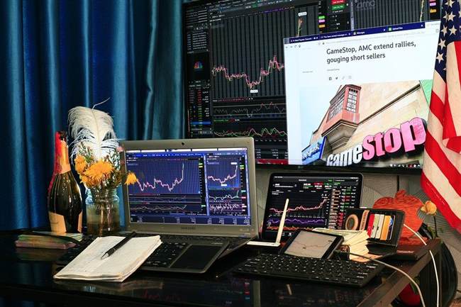 港南区“三月三”活动精彩纷呈