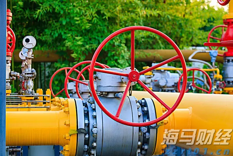 财报季来临:奢侈品股分化严重,Burberry表现突显LVMH压力